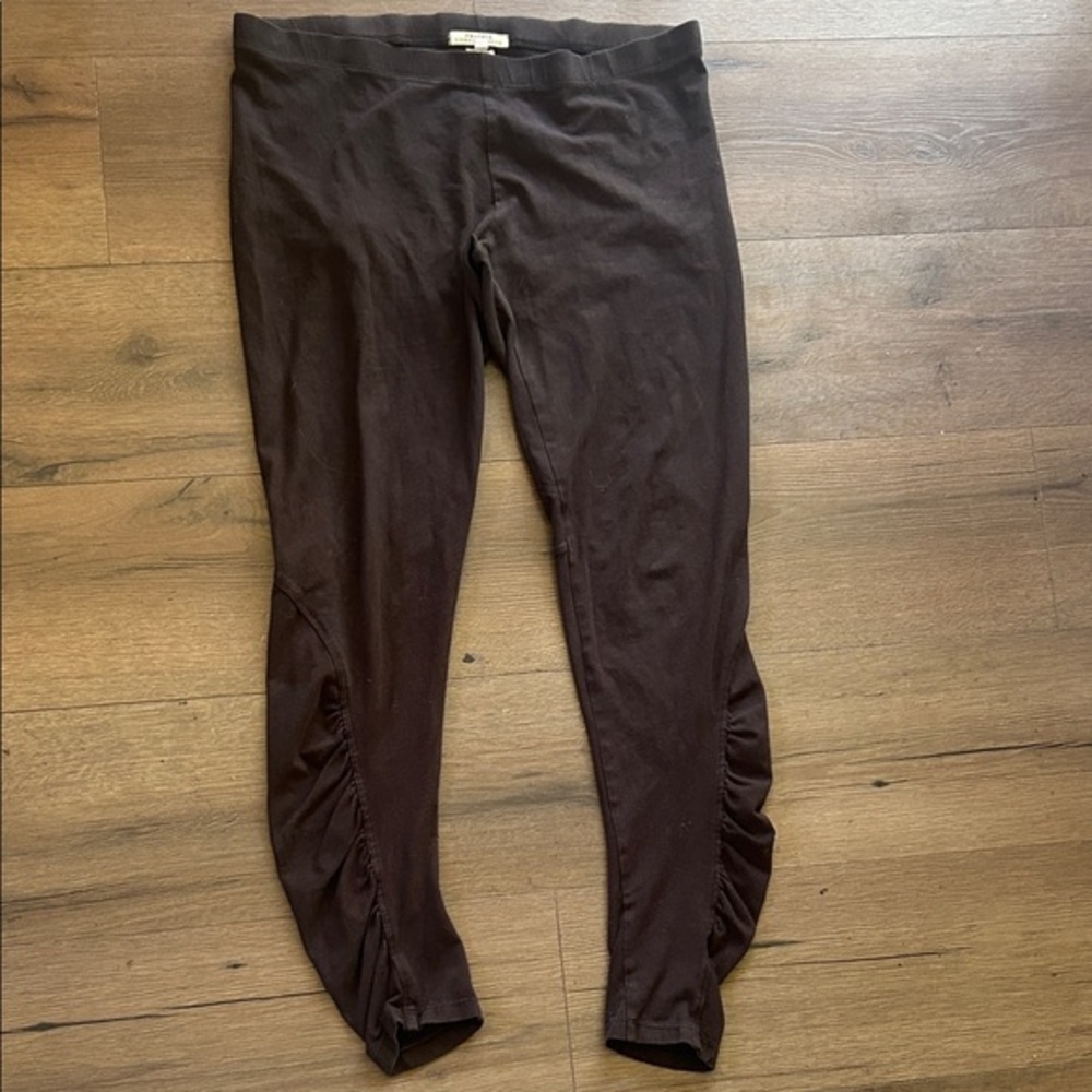 Prairie Underground organic cotton black Ruffle Hem Leggings ! Medium/Large